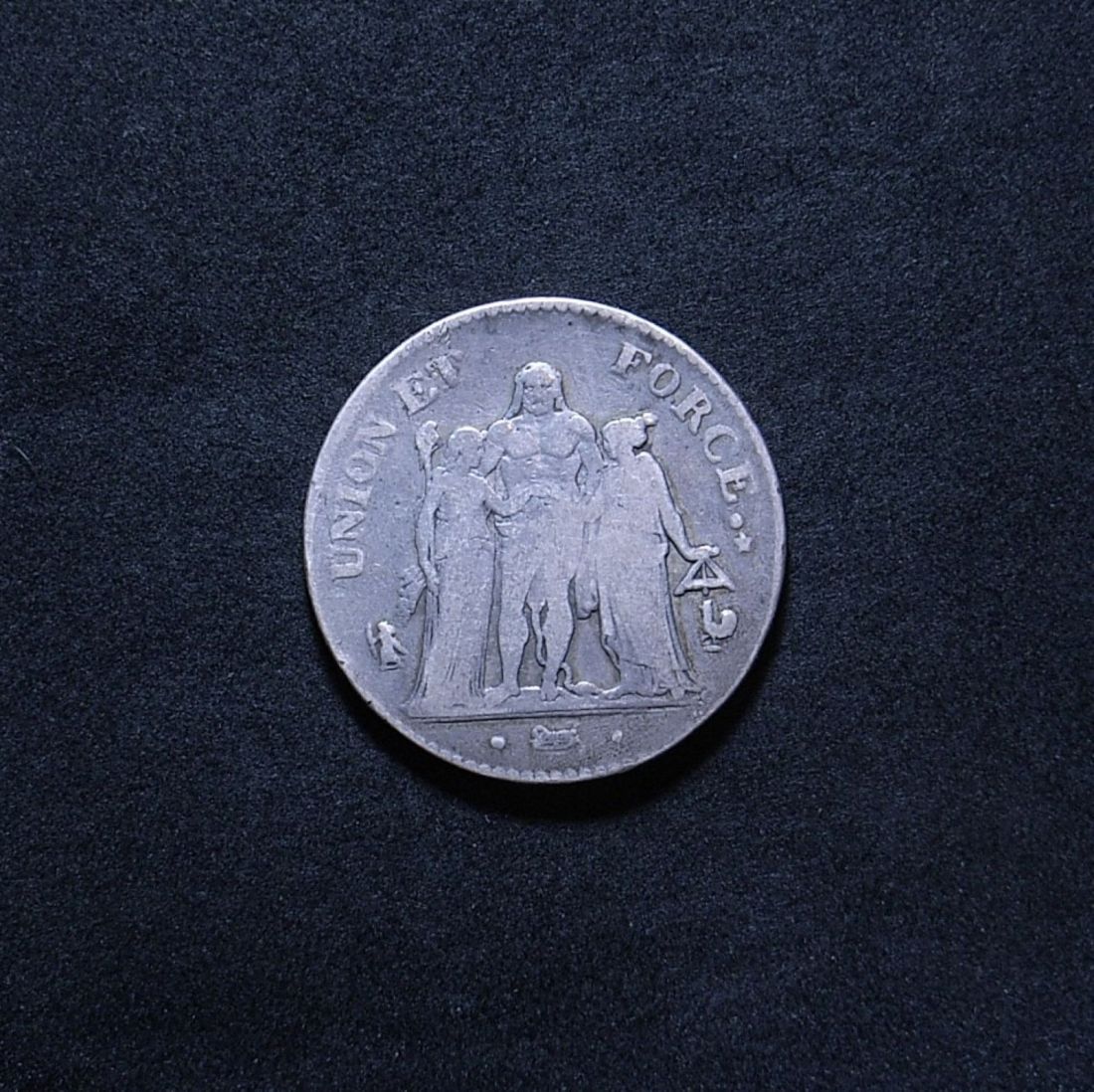 French 5 Francs L'An 7 obverse showing overall appearance of the coin