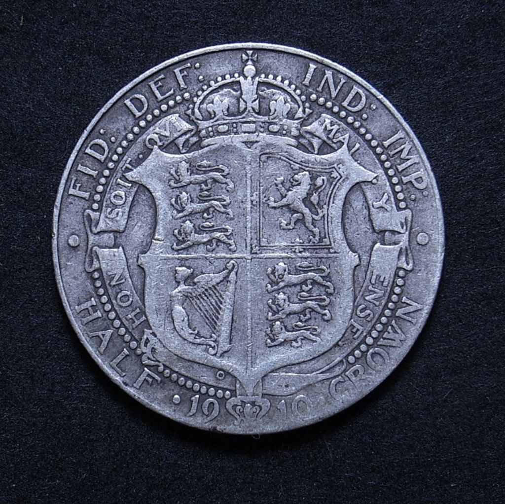 Close up UK Half Crown 1910 reverse showing detail