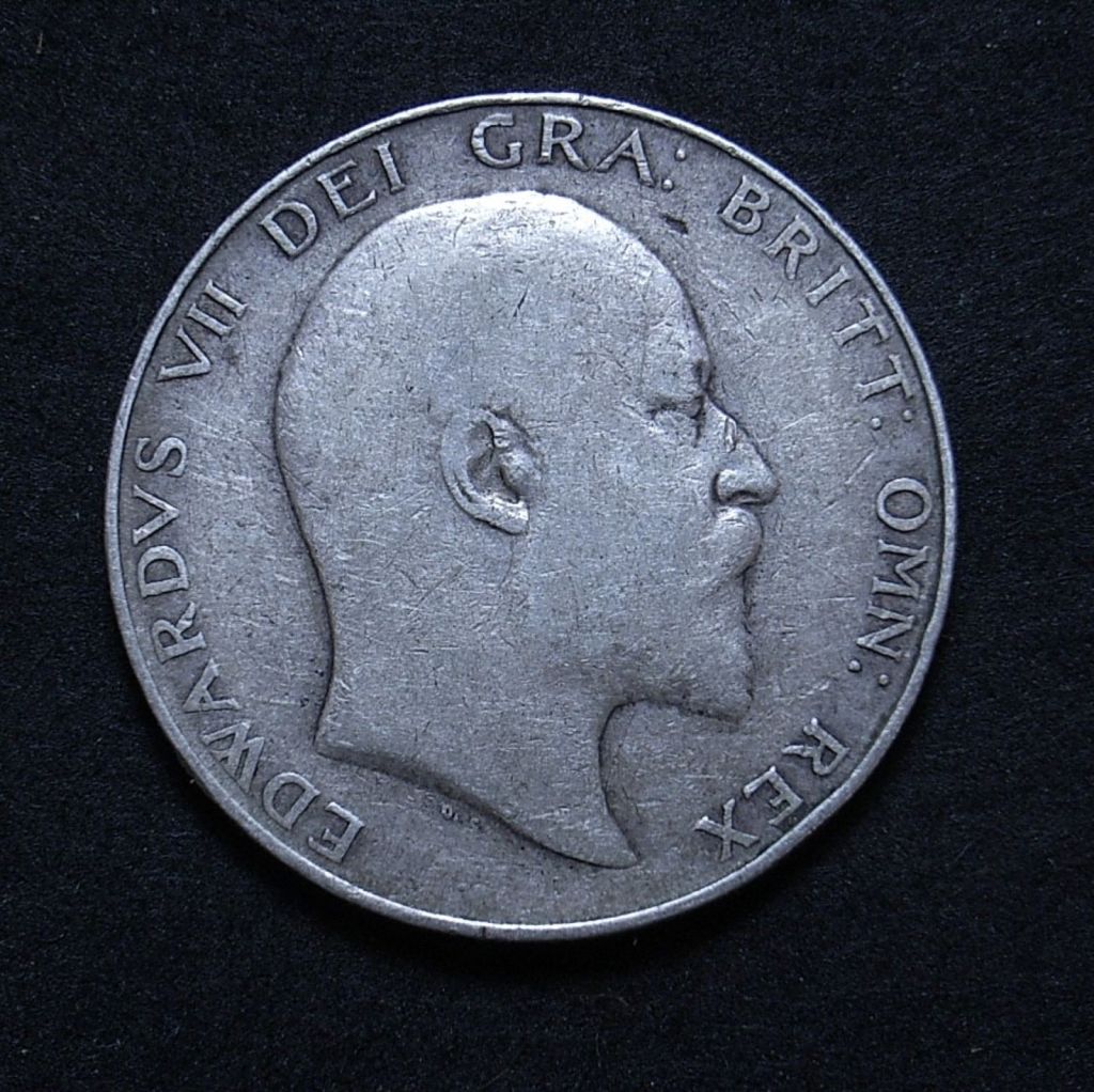 Close up UK Half Crown 1910 obverse showing detail