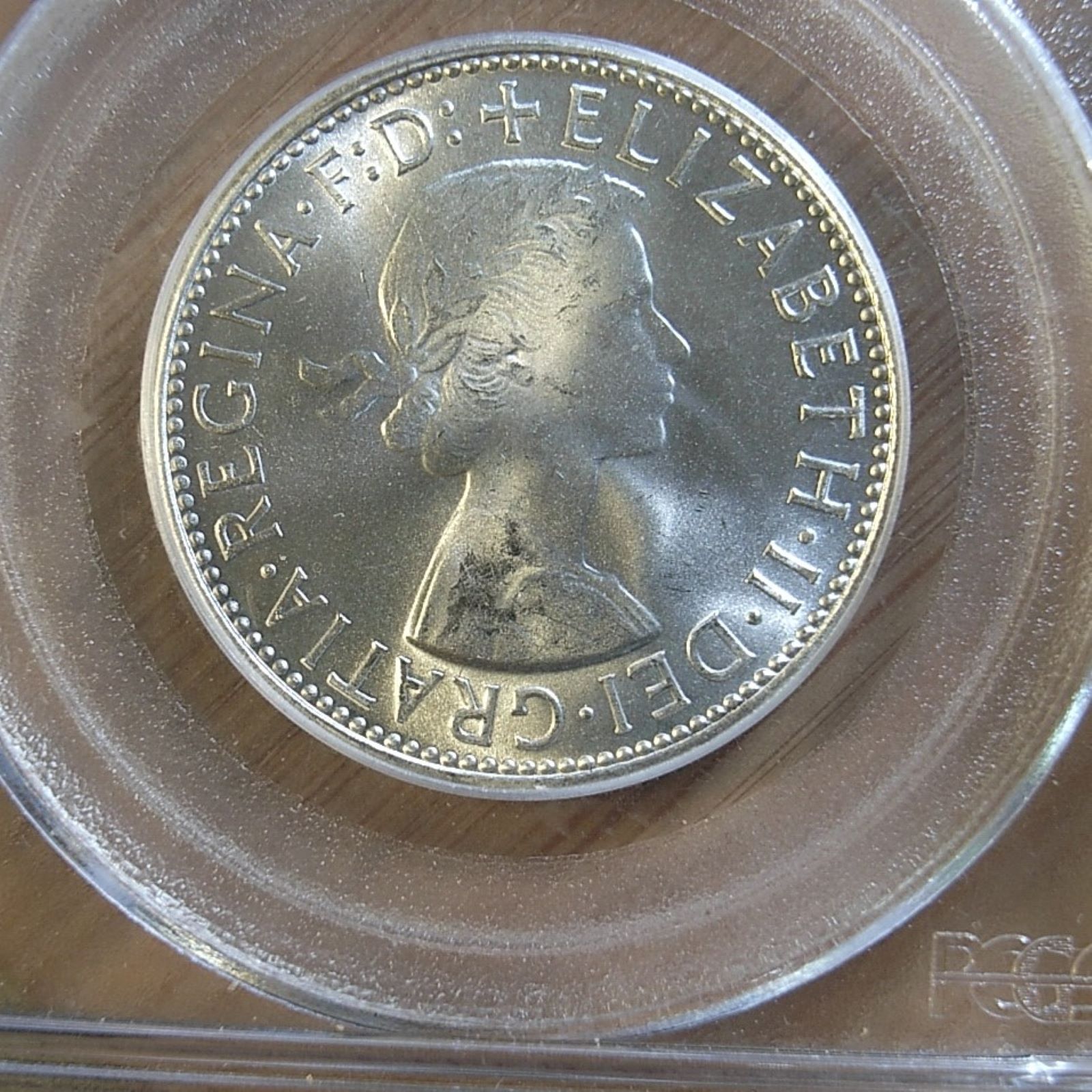 Close up Aus Florin 1962 MS64 obverse