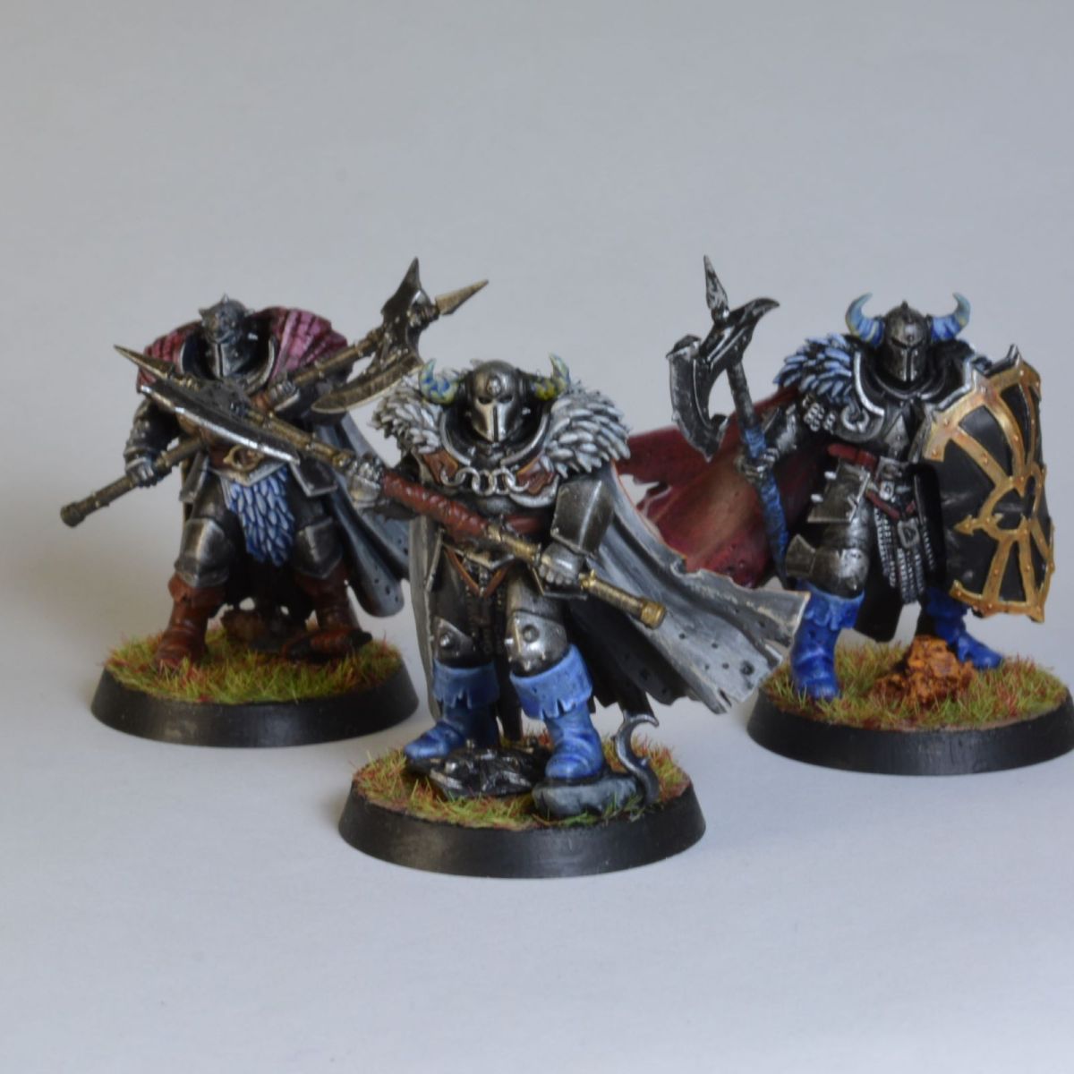 Chaos Warriors with halberds – Slaves to&nbsp;Darkness